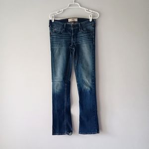 Hollister Distressed Bootcut Blue Jeans, Juniors 7R W28 L33, 7" rise